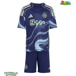 Ajax Bortaställ Barn 2025-26 Kortärmad (+ Korta byxor)
